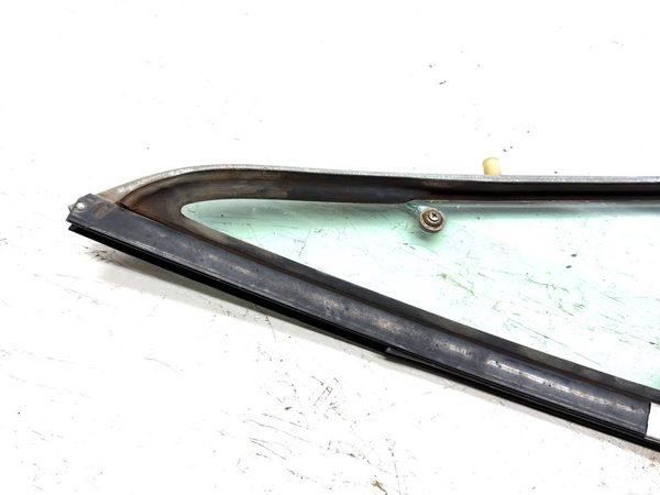 78-86 Dodge D150 Driver Left Front Vent Window Small Door Glass With Frame Oem — photo 14