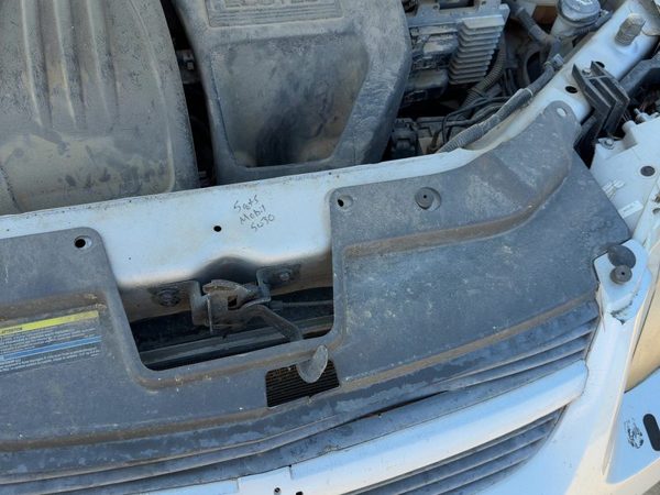 2005-2010 Chevy Cobalt Top Plastic Cover Above Radiator Support Sight Shield Oem — photo 5