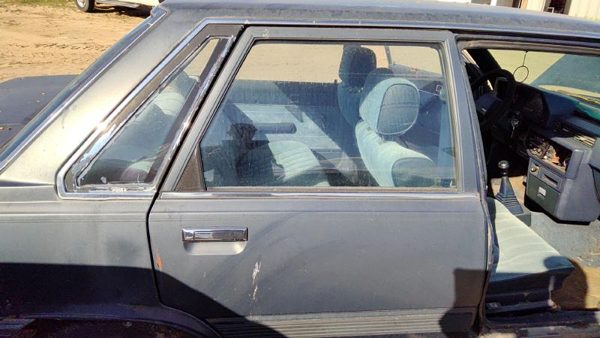 1986 Toyota Camry Rear Door RH Gray — photo 7