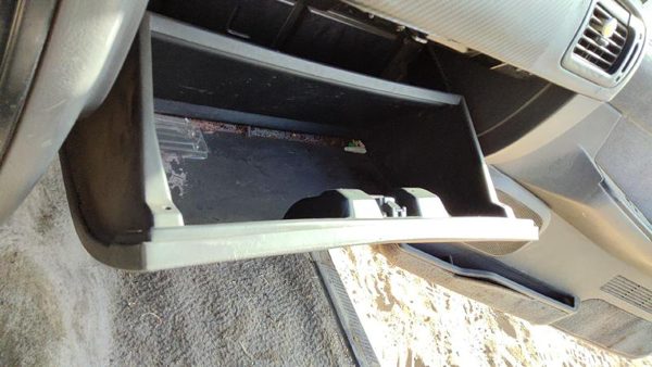 1990-1995 Nissan Pathfinder Glove Box Assembly Complete Door With Latch Oem Gray — photo 5