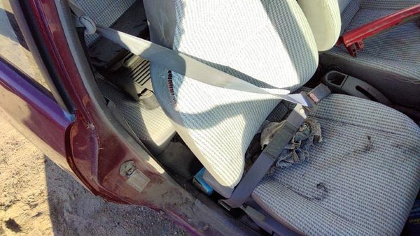 94-97 Ford Aspire Passenger Right Front Seat Belt Retractor Oem Shoulder Gray — photo 1