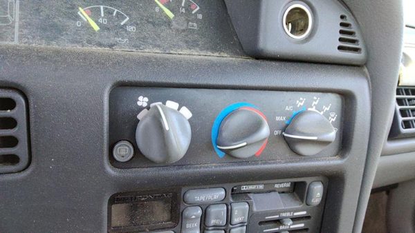 94-95 Pontiac Bonneville Temperature Control Module In Dash Heater Ac Head Unit — photo 3