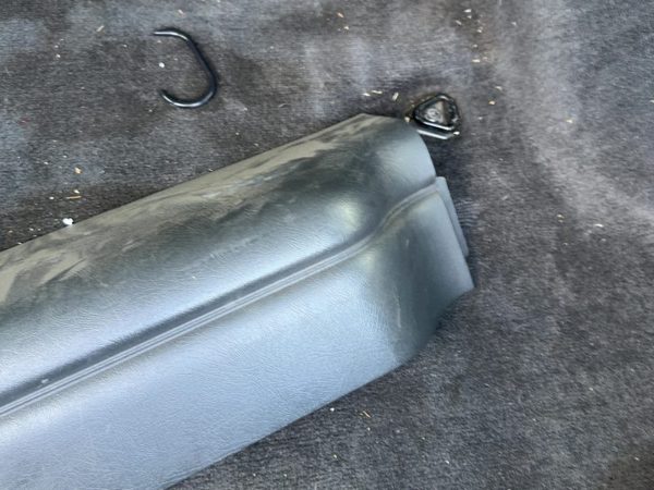 1999-2003 Chevy S10 Blazer Rear Cargo Jack Cover Panel Graphite 12H 15169487 — photo 2