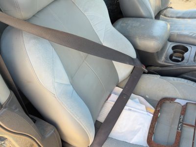 00-04 Grand Cherokee Passenger Right Front Seat Belt Retractor Shoulder Gray