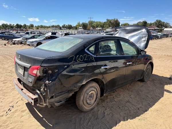 2014 Nissan Sentra — vehicle photo 5