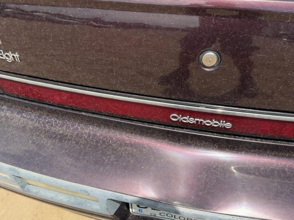 1992-1998 Olds Eighty Eight Center Tail Light Middle Brake Lamp Oem 05977104 — photo 6