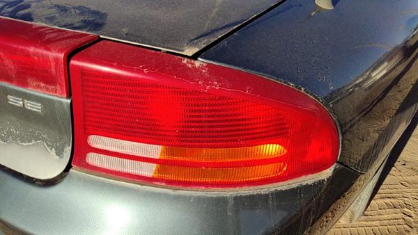 1998-2004 Dodge Intrepid Passenger Right Tail Light Brake Lamp Oem Rear — photo 2