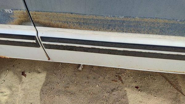 91-94 Chevy S10 Blazer Passenger Right Front Moulding From Door Oem Trim Strip — photo 2