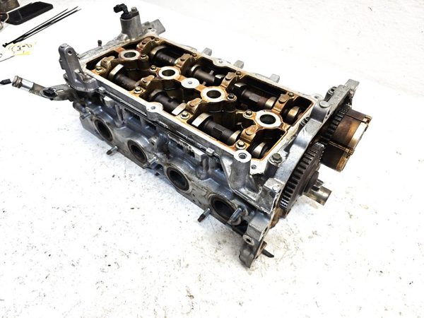 2007-2012 Nissan Versa Cylinder Head Assembly Oem 1.8L 11040Zj80B — photo 3