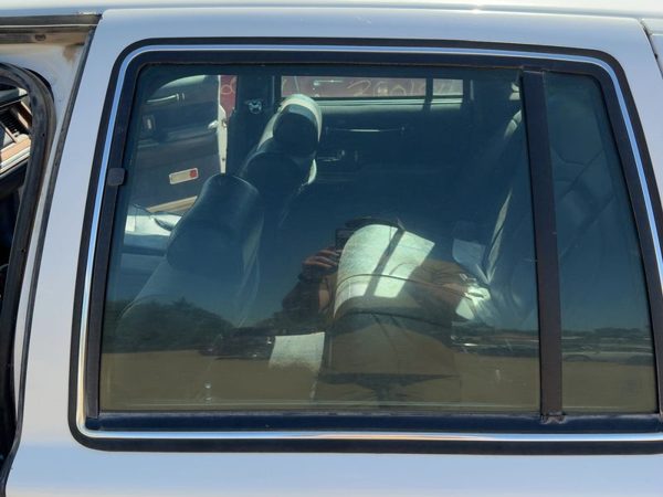1994 Lincoln Town Car Driver Left Rear Side Window Door Glass Oem Back — photo 4