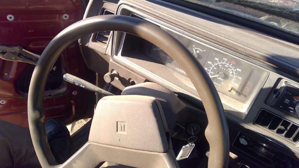 1986 Isuzu Pup Pickup Steering Wheel Oem Brown — photo 1