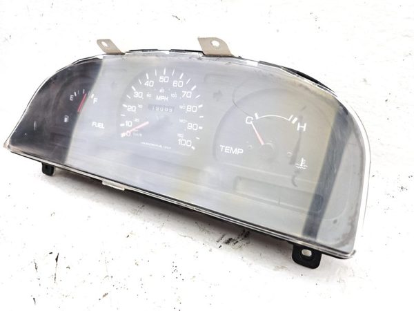 1994-1997 Nissan Hardbody Speedometer Cluster Instrument Gauges Panel Oem Dash — photo 8