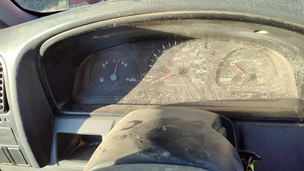 1994-1997 Nissan Hardbody Speedometer Cluster Instrument Gauges Panel Oem Dash — photo 3