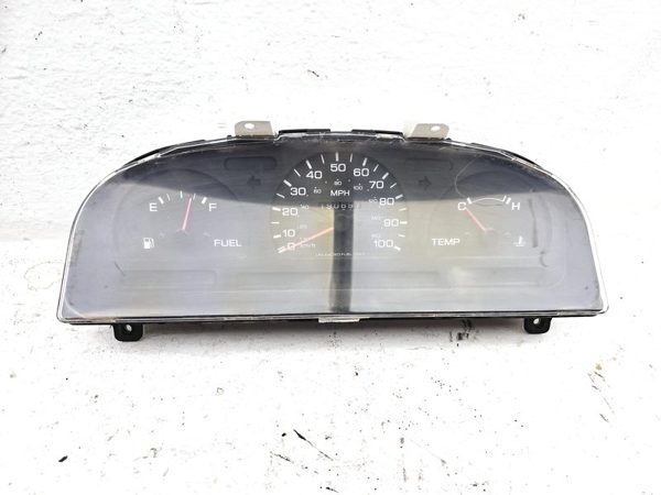 1994-1997 Nissan Hardbody Speedometer Cluster Instrument Gauges Panel Oem Dash — photo 1