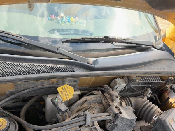 2001-2005 Chrysler Pt Cruiser Windshield Wiper Cowl Vent Trim Panel Oem Cover — photo 2