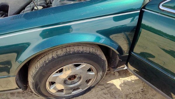 1999 Cadillac Seville Fender LH Green — photo 7