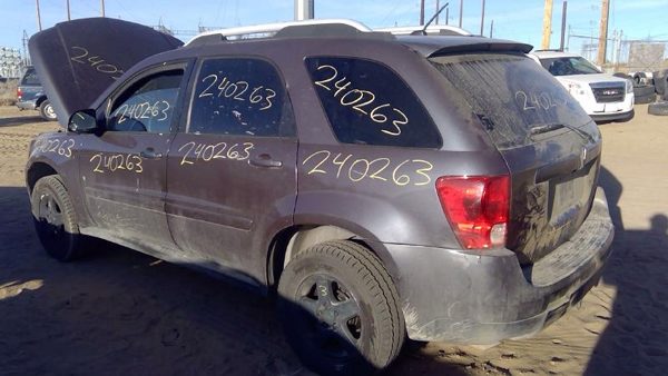 2008 Pontiac Torrent — vehicle photo 5