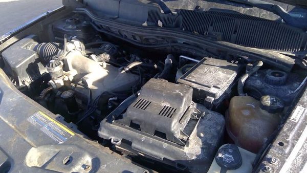 2008 Pontiac Torrent — vehicle photo 2