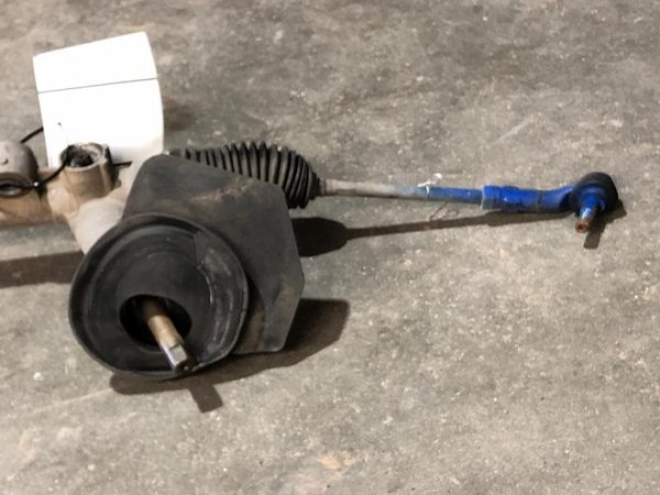 2011-2012 Ford Fiesta Power Steering Gear Rack And Pinion Oem Tie Rods — photo 2