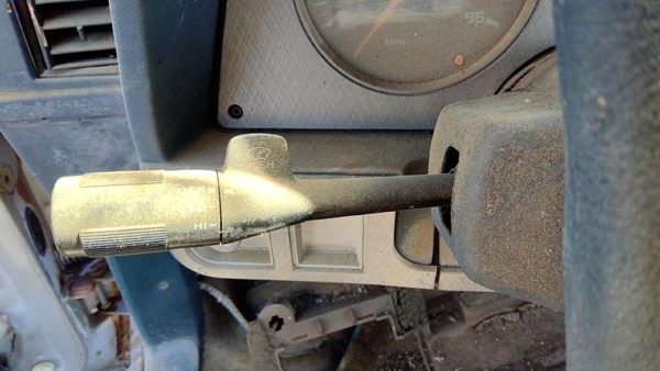 1985 Pontiac Sunbird Turn Signal Switch Windshield Wiper Column Control Lever — photo 1