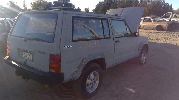 1988 Jeep Cherokee — vehicle photo 5