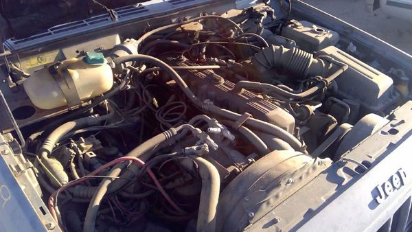 1988 Jeep Cherokee — vehicle photo 7