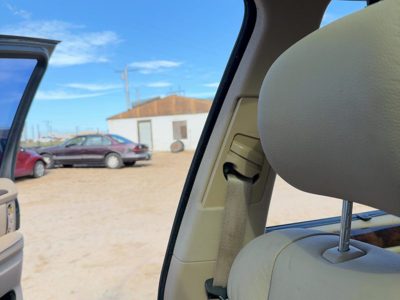 2000-2006 Bmw X5 Passenger Right B-Pillar Trim Panel Oem Light Beige E53
