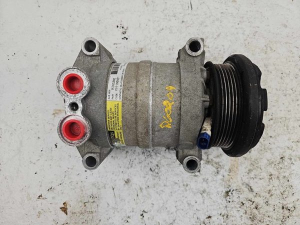 1998-2005 Chevy S10 Blazer Ac Compressor Air Conditioner Pump Assembly Oem 4.3L — photo 1
