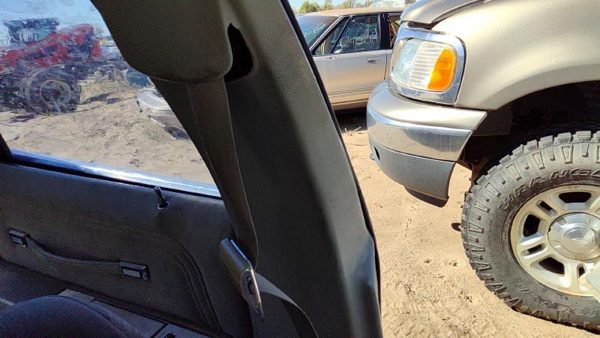 1983-1987 Mercury Grand Marquis Driver Left B Pillar Trim Panel Oem B Post Gray — photo 2