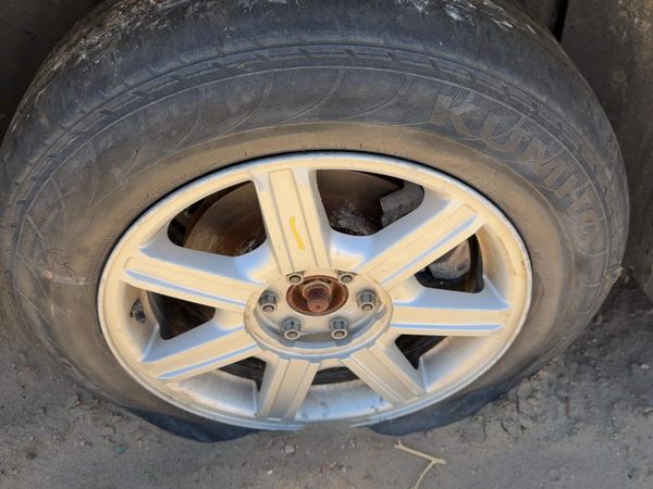 2004 Cadillac Srx 17" Wheel Oem Factory 7 Spoke Rim #1 N93 09594300 — photo 2
