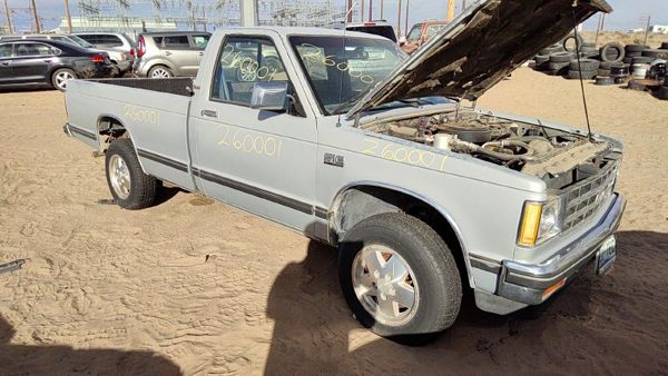 1989 Chevrolet S10 — vehicle photo 1