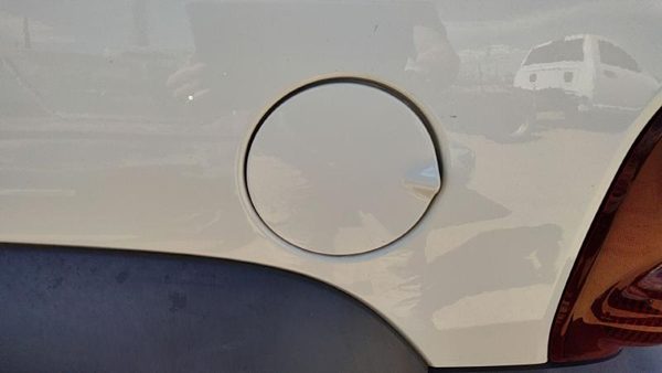 2002-2007 Jeep Liberty Fuel Tank Door With Hinge Gas Lid Oem Filler White Pw1 — photo 2