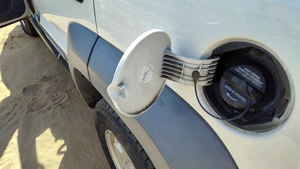 2002-2007 Jeep Liberty Fuel Tank Door With Hinge Gas Lid Oem Filler White Pw1 — photo 5