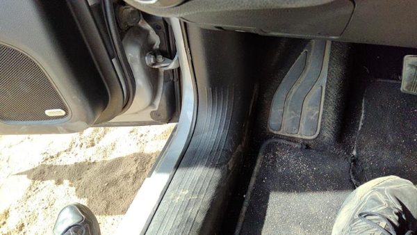 15-17 Chrysler 200 Driver Left Lower Kick Trim Panel Oem Black X9 — photo 3