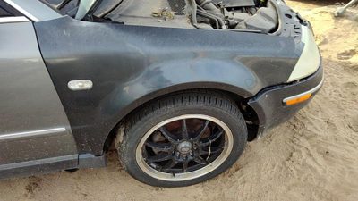 2001-2004 Vw Passat Passenger Right Front Fender Oem 3B0821106e