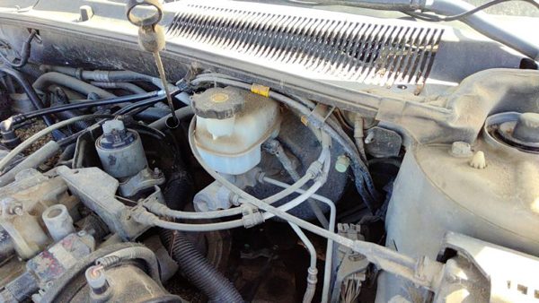 2000-2005 Pontiac Bonneville Power Brake Booster With Master Cylinder Pair Set — photo 3