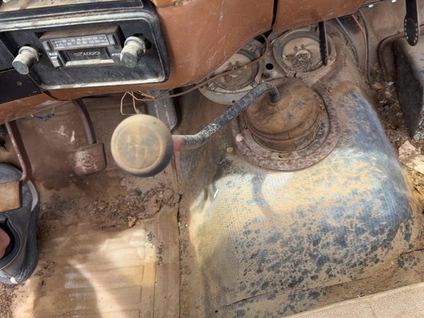 80 Silverado C20 Floor Shifter Lever Assembly Manual Transmission Shift Unit Tan — photo 2