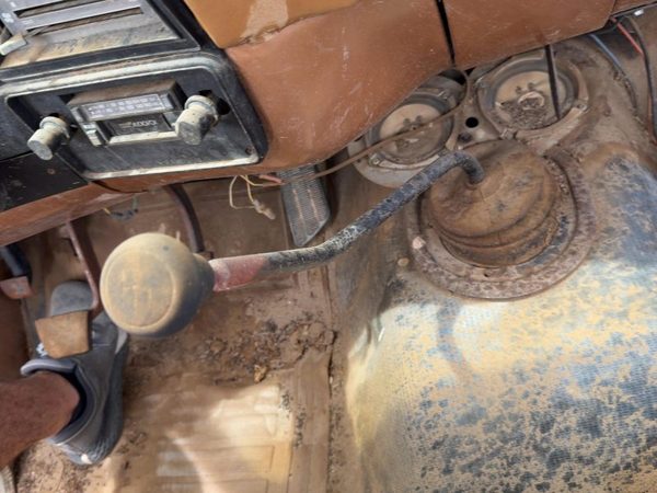 80 Silverado C20 Floor Shifter Lever Assembly Manual Transmission Shift Unit Tan — photo 4