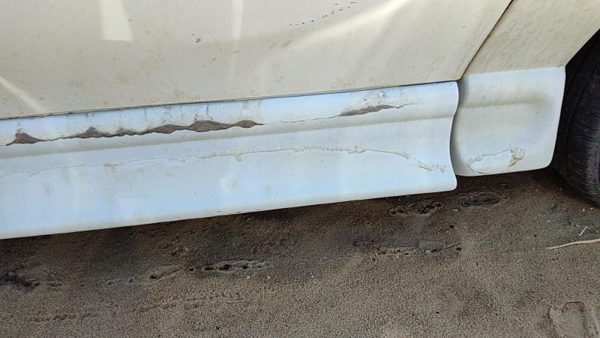 2007 Chevy Uplander Driver Left Rear Lower Moulding From Door Oem Back White 50U — photo 5