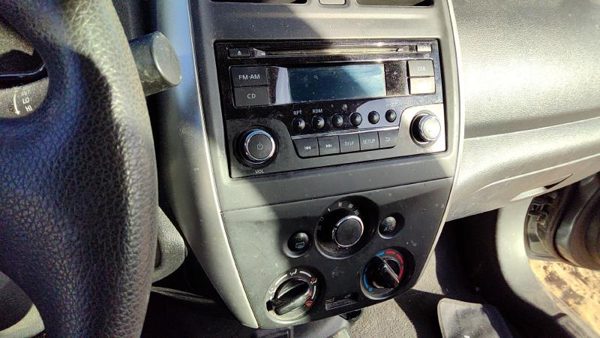 2015-2019 Nissan Versa Trim Bezel Around Radio Surround Dash Panel Charcoal G — photo 4