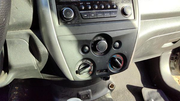 2015-2019 Nissan Versa Trim Bezel Around Radio Surround Dash Panel Charcoal G — photo 6