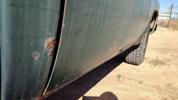 1976 GMC Jimmy Front Door RH Green 00373302 — photo 5