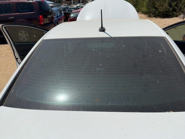 2013-2016 Dodge Dart Back Glass Rear Window Oem 68081967Ae — photo 3
