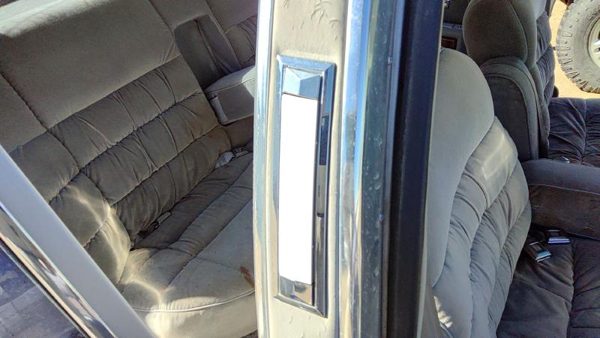 1983-1987 Mercury Grand Marquis Passenger Right Rear B Pillar Side Marker Oem — photo 1