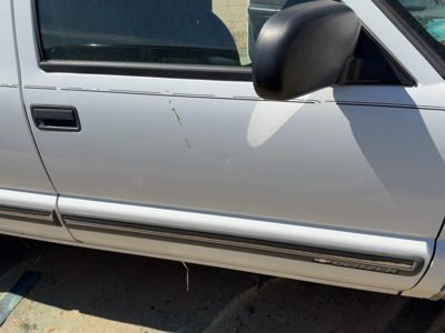 2001 Chevrolet S10 Front Door RH White 50U