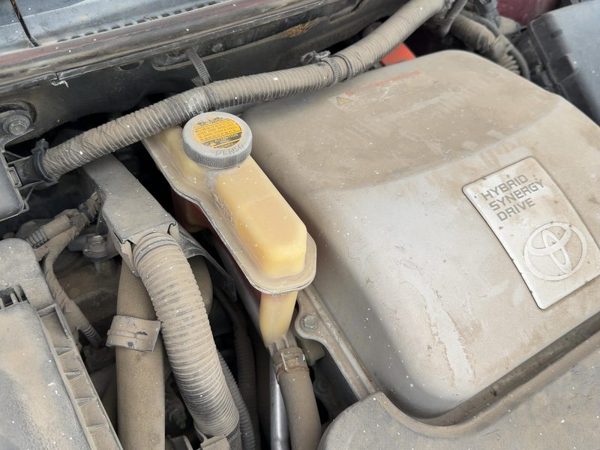 04-09 Prius Coolant Reservoir Radiator Overflow Tank Bottle Oem 1.5L Inverter — photo 2