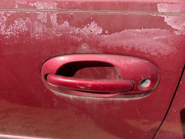 96 Town & Country Driver Left Front Outside Door Handle Oem Candy Apple Red Ph2 — photo 3