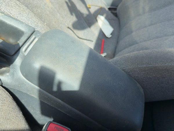 00-05 Cavalier Center Console Lid Arm Rest Fold Down Manual Windows Graphite 12C — photo 3