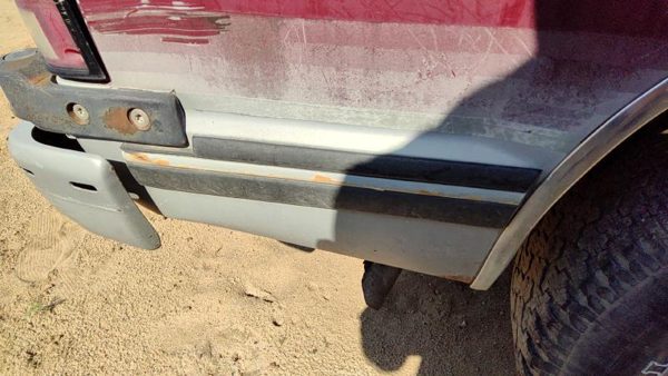 1991-1994 S10 Blazer Passenger Right Rear Moulding On Quarter Panel Oem — photo 5