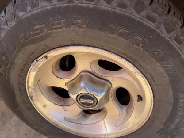 95-98 Ford Ranger 15" Aluminum Wheel Oem Factory Rim #1 15X7 4X4 5-Ovals Silver — photo 1